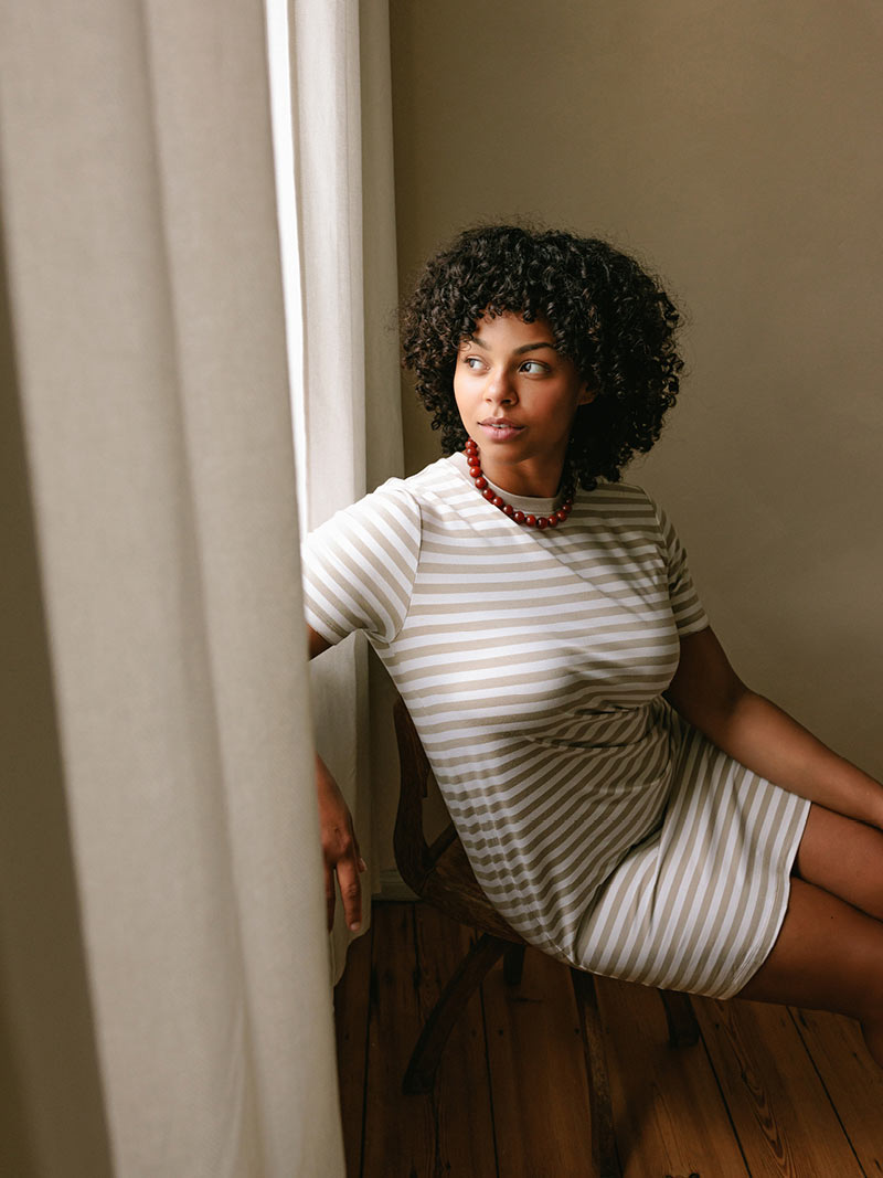 Stripe Plaza Taupe/Bright White