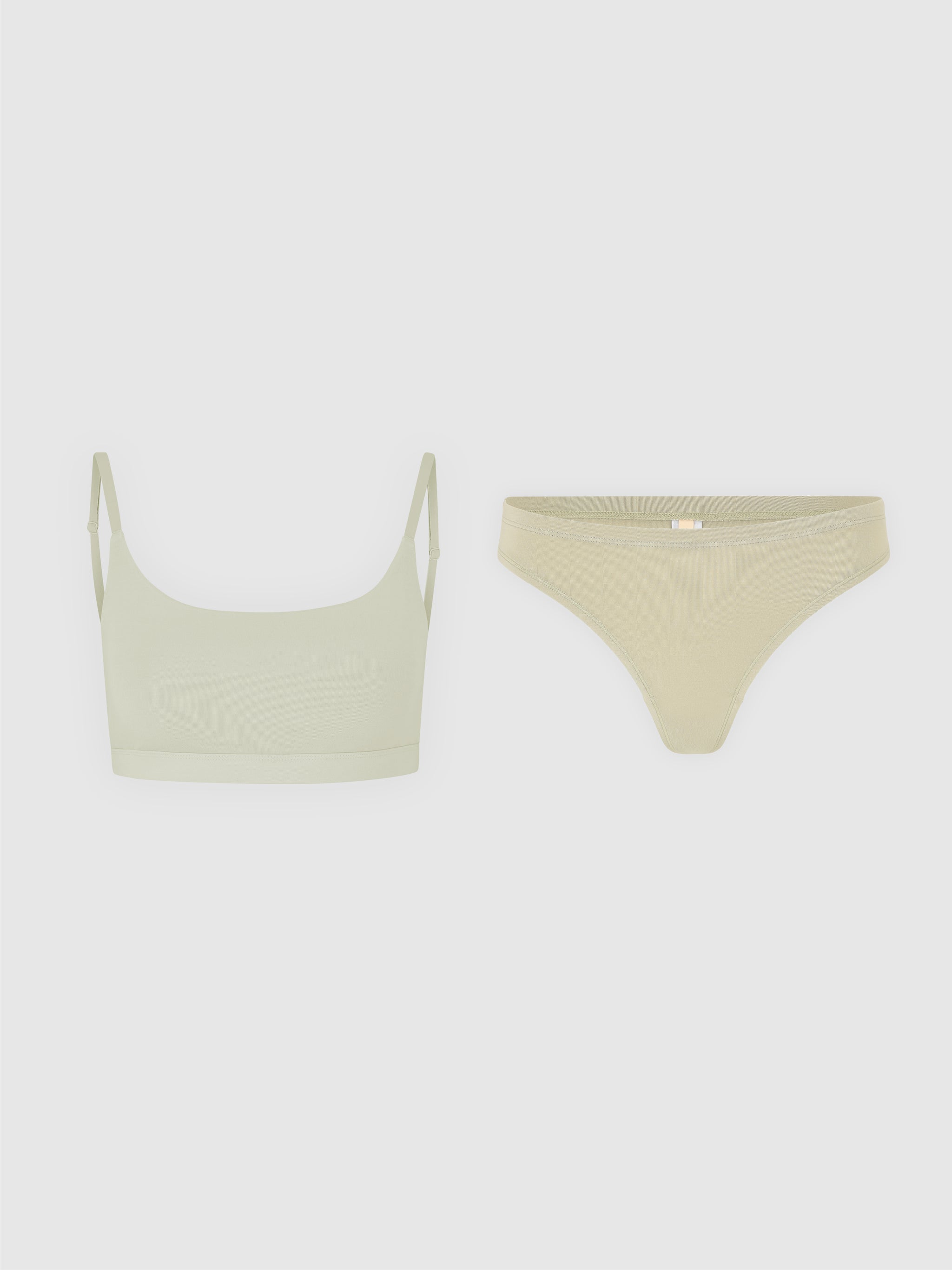 Roryy Bralette & Thong Set